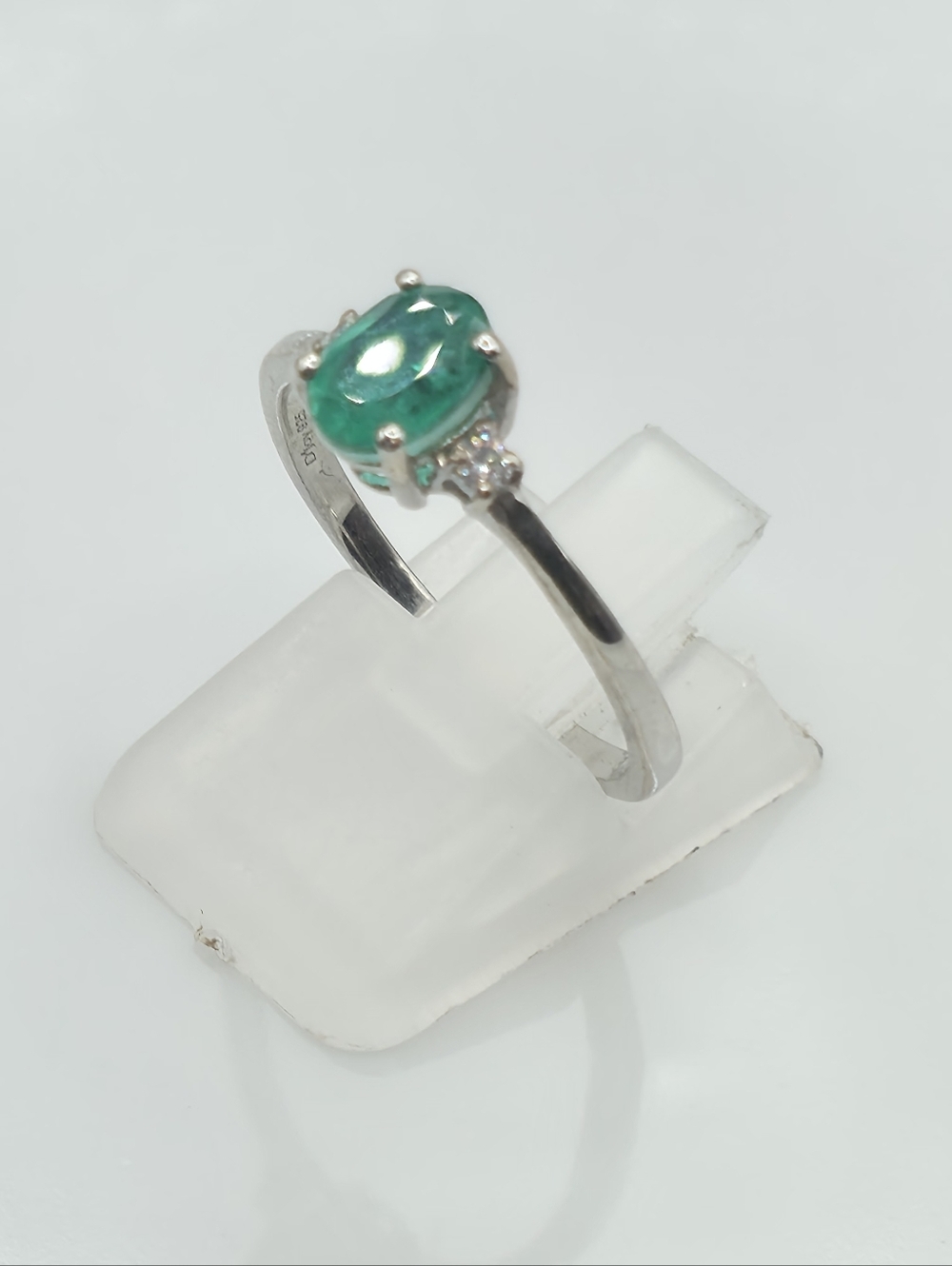 NWOT Gorgeous  Kagem Emerald And Diamond Ring - Picture 3 of 9
